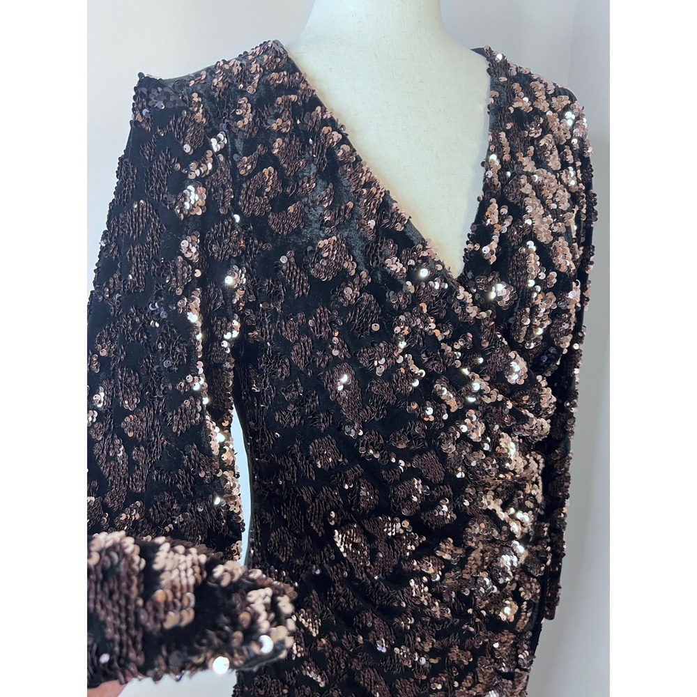 Julia Jordan Sequin Velvet Faux Wrap Dress Black Bronze Metallic Size 10 - Picture 6 of 10